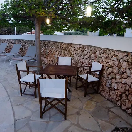 Ana Arenal D'en Castell Villa