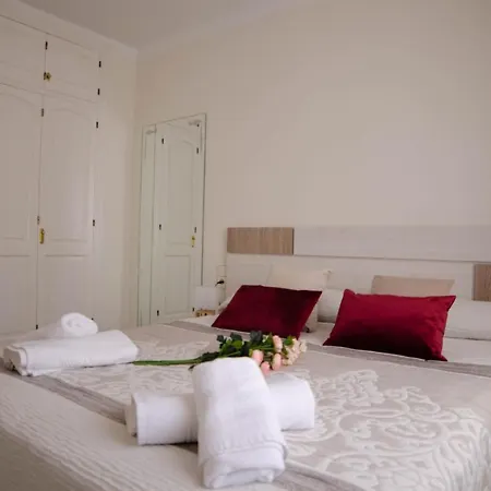 Ana Arenal D'en Castell Villa