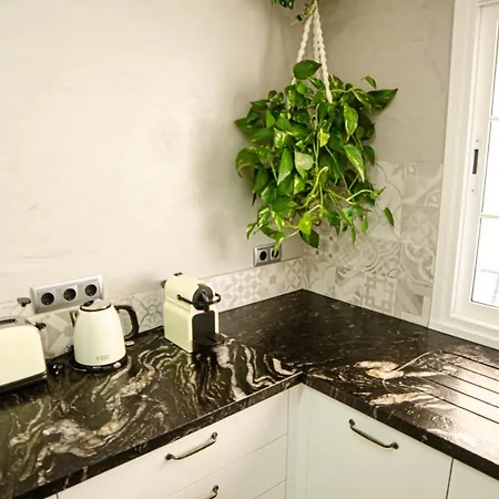 Ana Arenal D'en Castell 에스 메르카달