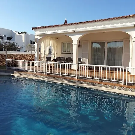 Ana Arenal D'en Castell * 에스 메르카달